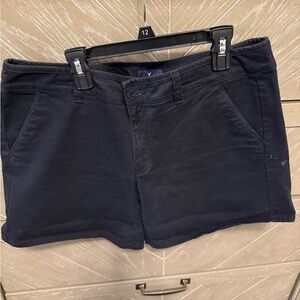 American Eagle Outfitters Women's Black Flat Front Shorts